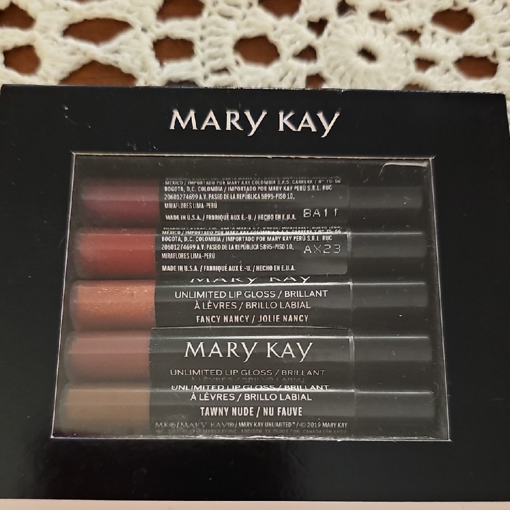 Mary Kay Lip Gloss Mini Variety Set - Fancy Nancy & Tawny Nude Included